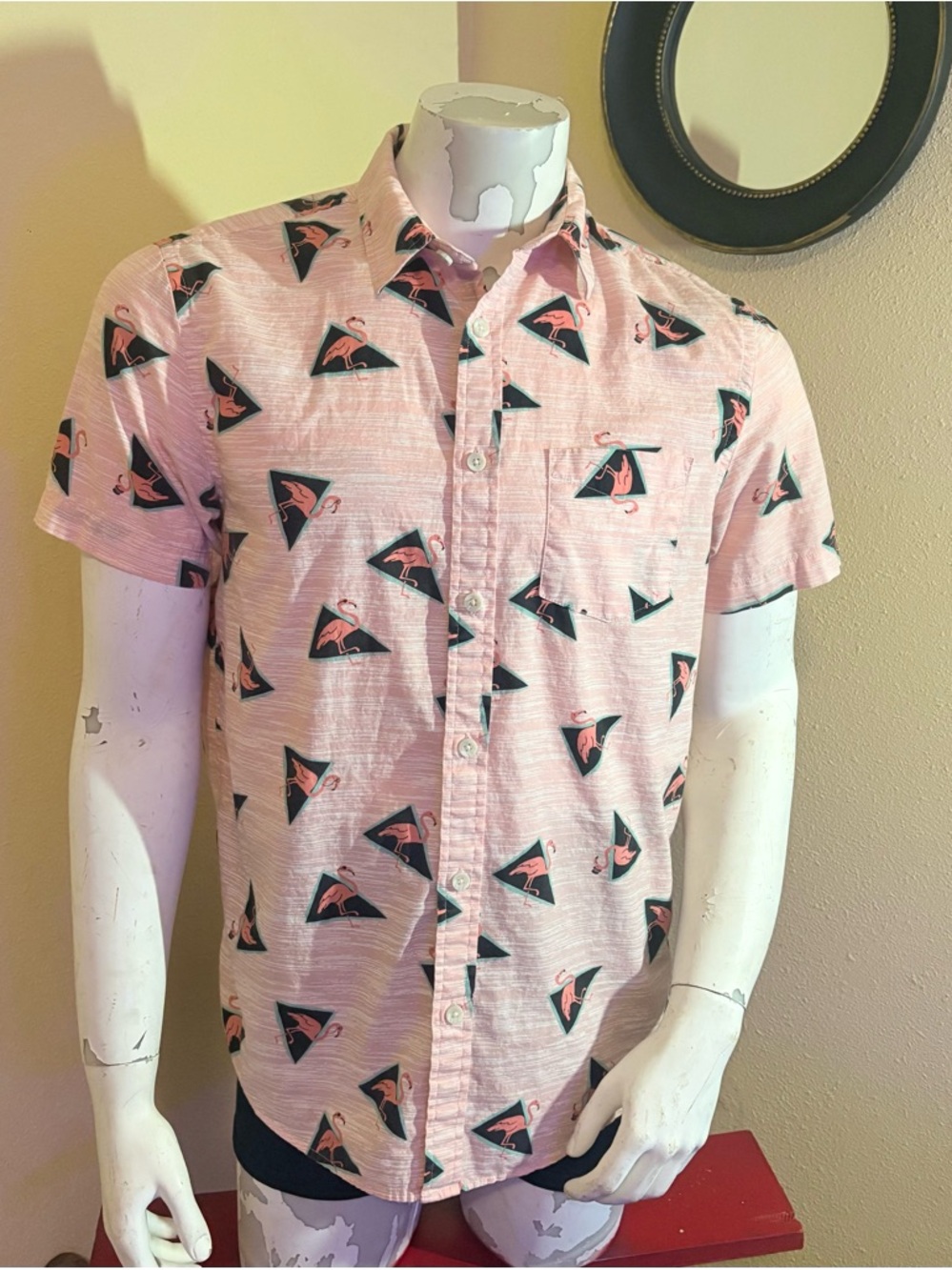 Urban Pipeline Men’s Pink Short-Sleeve Flamingo Print Button-Down Shirt